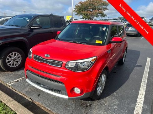 Used 2017 Kia Soul + w/ Audio Package FWD image 10