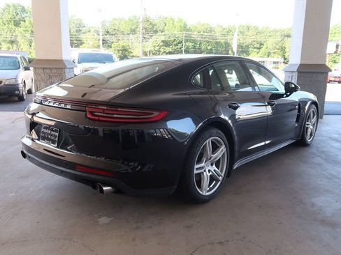 Used 2019 Porsche Panamera RWD image 7