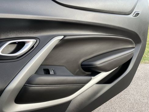 Used 2018 Chevrolet Camaro SS RWD image 47