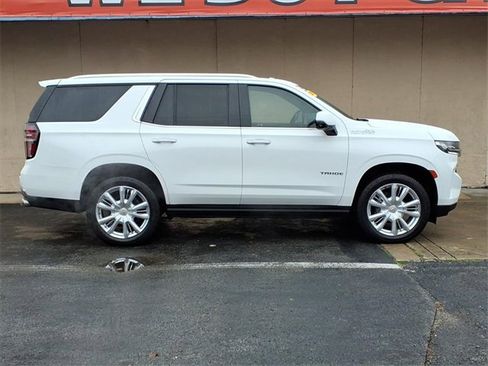 Used 2021 Chevrolet Tahoe High Country w/ Premium Package image 3