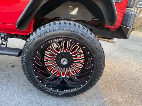 Used 2012 Jeep Wrangler Unlimited Sport image 58