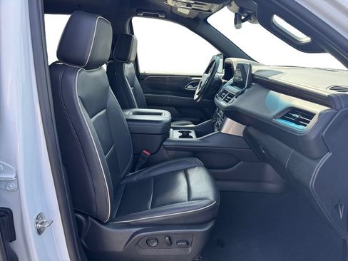 Used 2024 Chevrolet Tahoe Premier RWD image 15