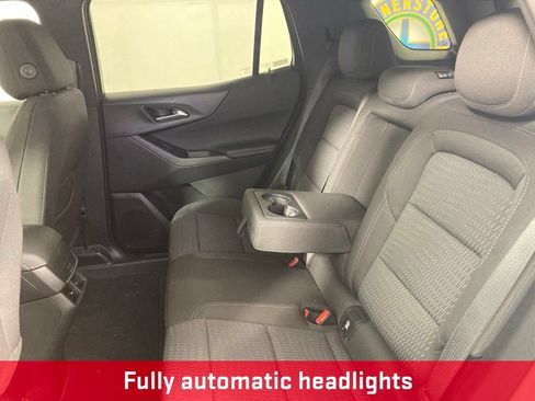 Used 2026 Chevrolet Equinox LT AWD/4WD image 17