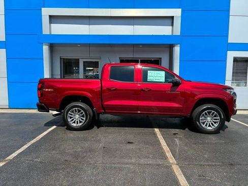 New 2026 Chevrolet Colorado LT w/ LT Convenience Package AWD/4WD image 7