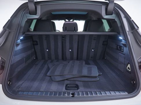 Used 2024 BMW iX xDrive50 image 21