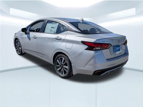 New 2025 Nissan Versa SV w/ Trunk Package FWD image 5