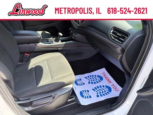 Used 2025 Dodge Durango GT AWD/4WD image 8