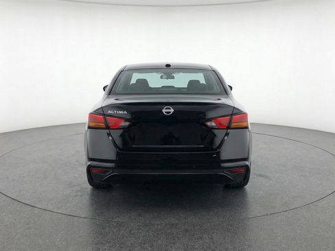 Used 2025 Nissan Altima 2.5 SV image 7