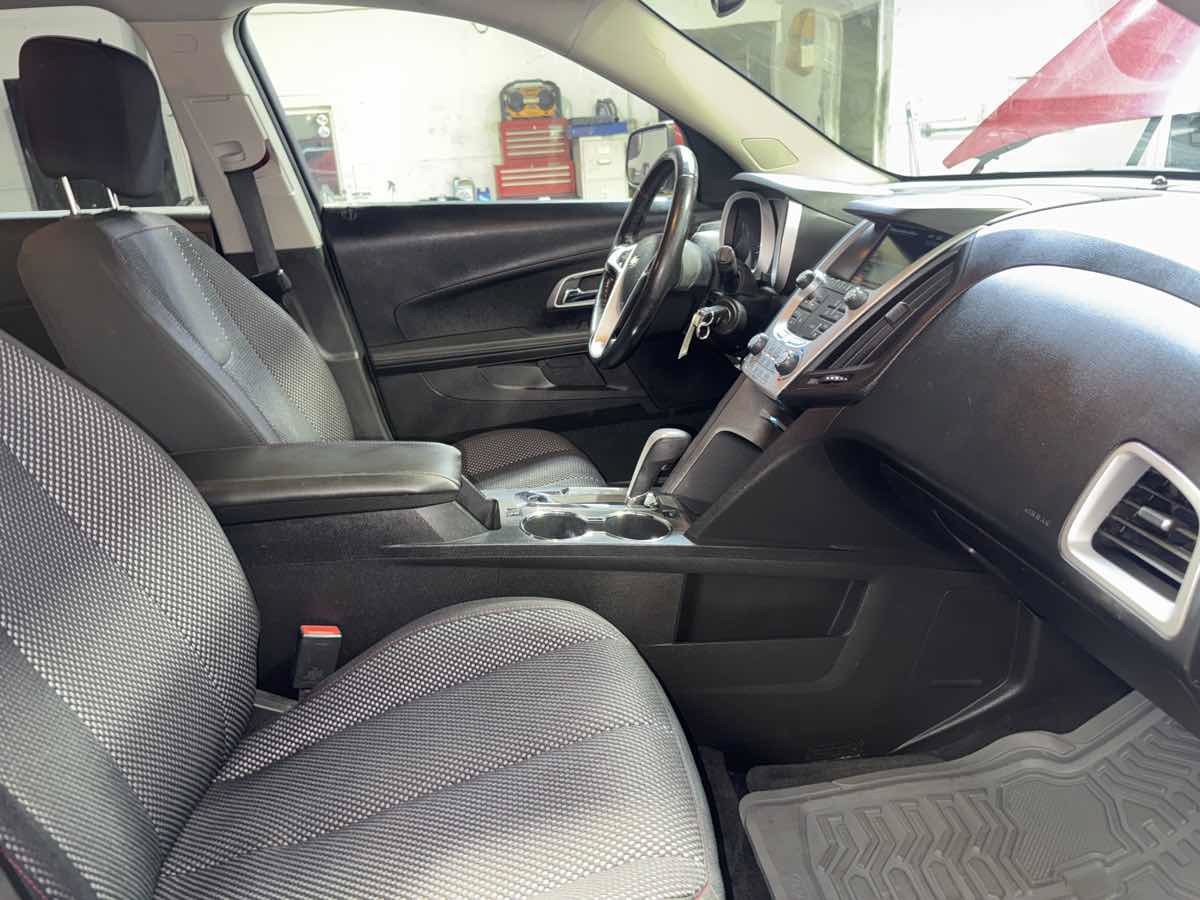 Used 2013 Chevrolet Equinox LT w/ Driver Convenience Package FWD image 26
