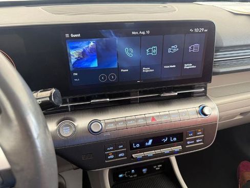 Used 2024 Hyundai Kona SEL FWD image 4