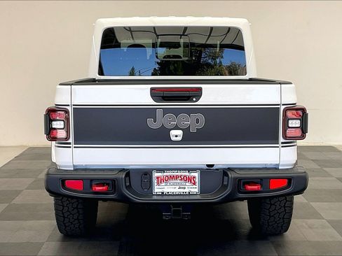 New 2026 Jeep Gladiator Rubicon AWD/4WD image 3