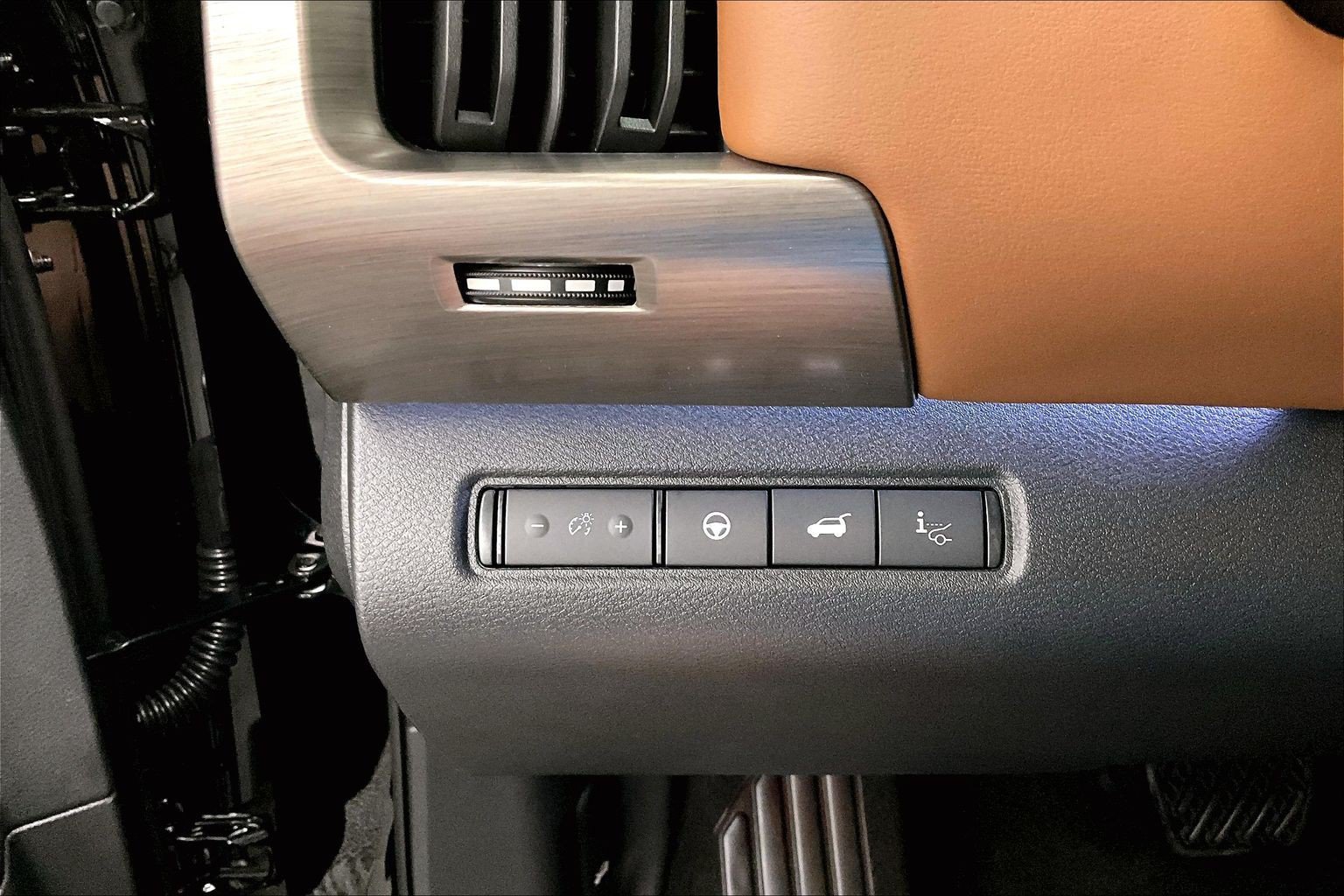 New 2025 Nissan Pathfinder Platinum w/ Lighting Package (N93) AWD/4WD image 57