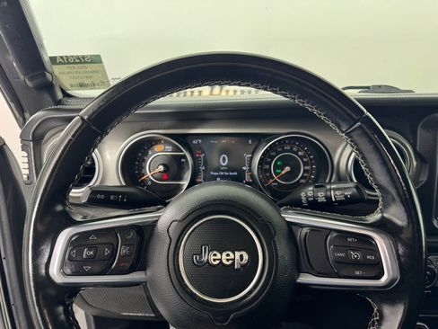 Used 2022 Jeep Wrangler Unlimited Sahara image 20