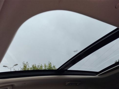 Used 2021 Lincoln Nautilus Reserve w/ Cargo Utility Package image 17