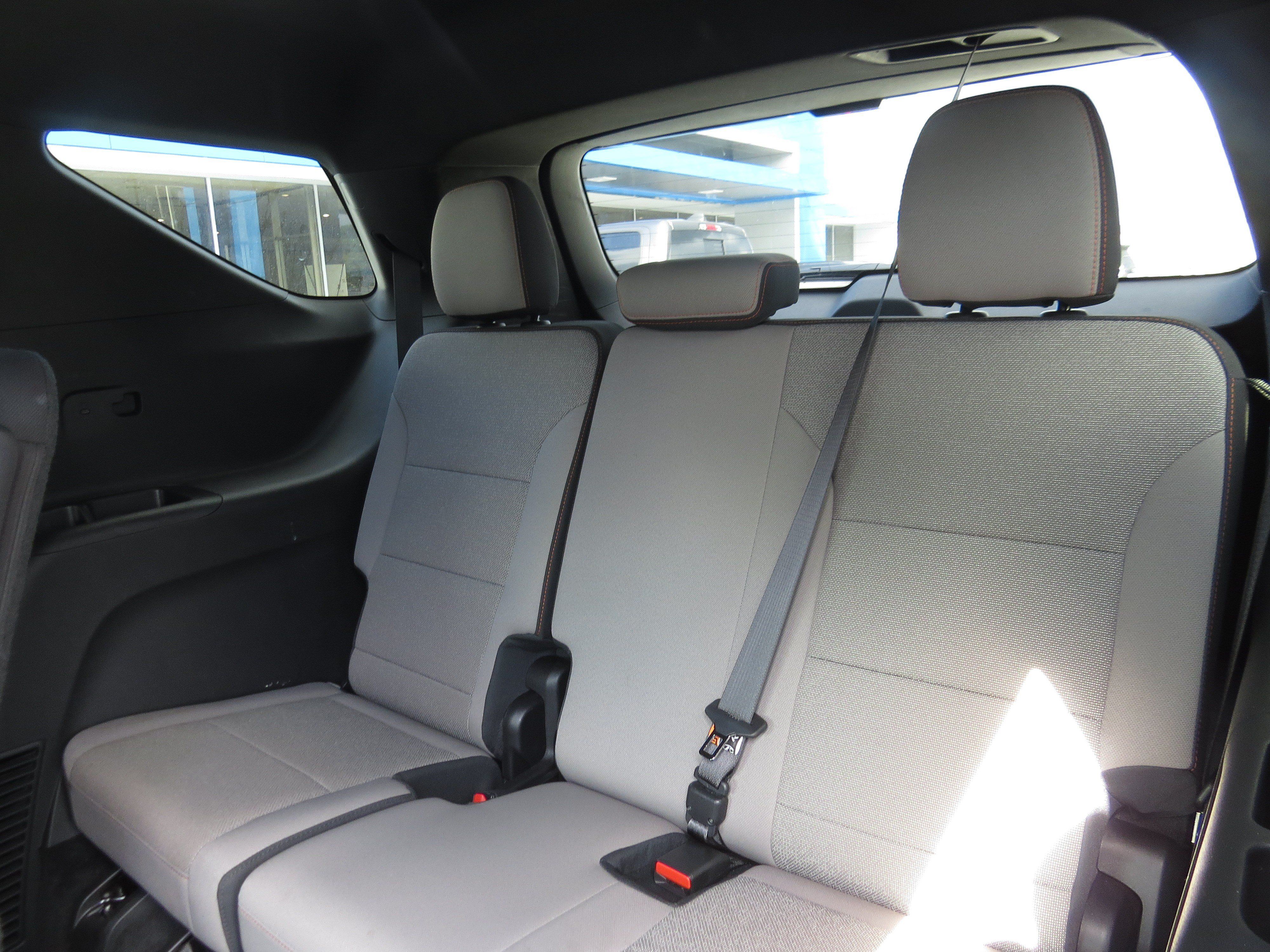 Used 2026 Chevrolet Traverse LT w/ Driver Confidence Package FWD image 15