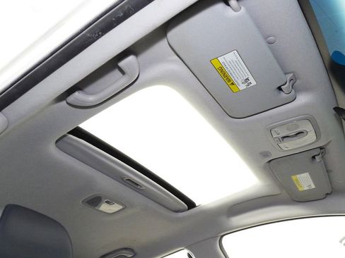 Used 2016 Kia Rio SX image 18