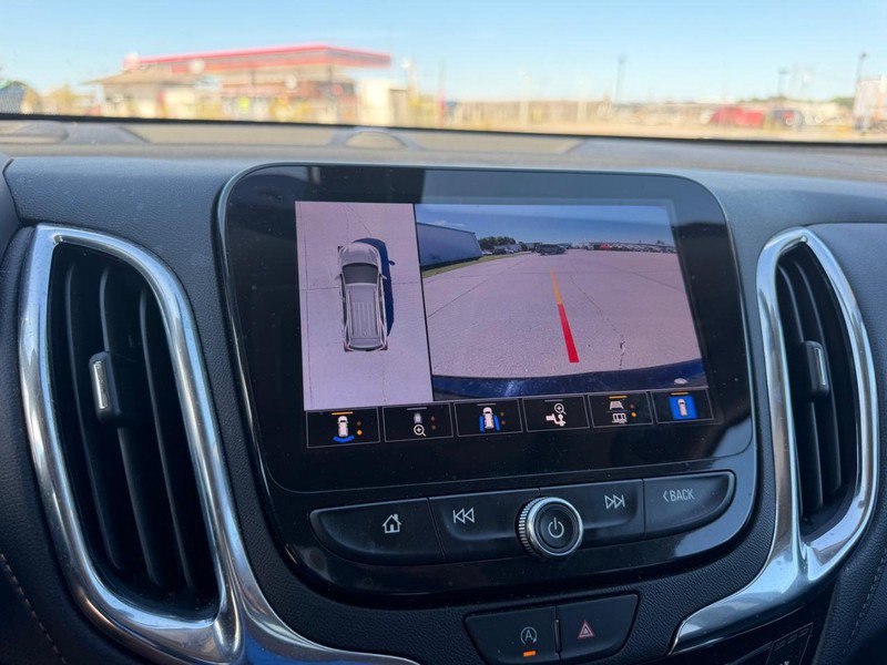 Used 2023 Chevrolet Equinox Premier FWD image 22