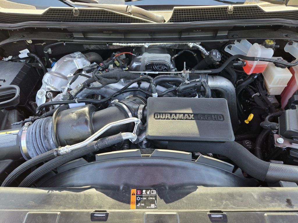 Used 2025 Chevrolet Silverado 3500 High Country w/ High Country Premium Package AWD/4WD image 32