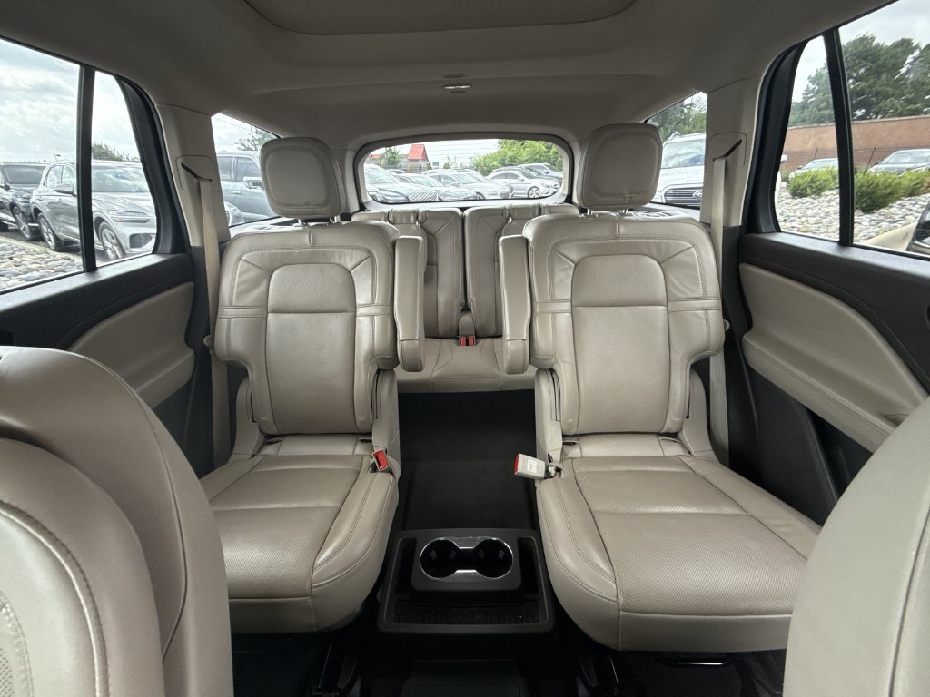 Used 2022 Lincoln Aviator Reserve w/ Elements Package Plus AWD/4WD image 17
