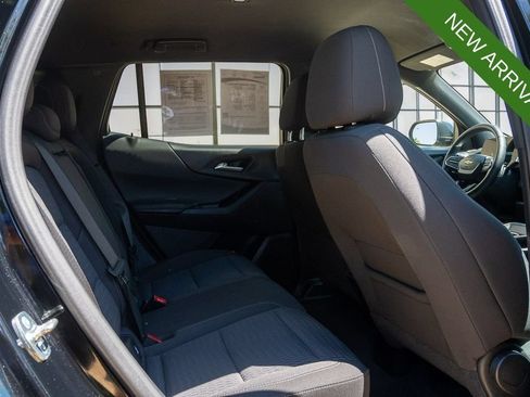 Used 2025 Chevrolet Equinox LT FWD image 24
