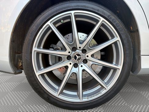 Used 2020 Mercedes-Benz S 560 Sedan w/ AMG Line Exterior image 30