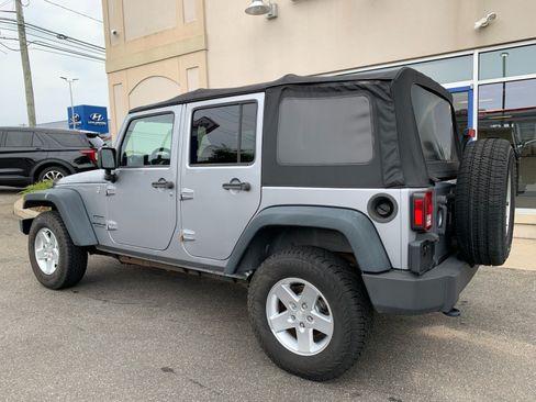 Used 2013 Jeep Wrangler Unlimited Sport AWD/4WD image 5