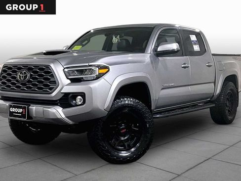 Used 2021 Toyota Tacoma TRD Sport w/ TRD Premium Sport Package AWD/4WD image 1