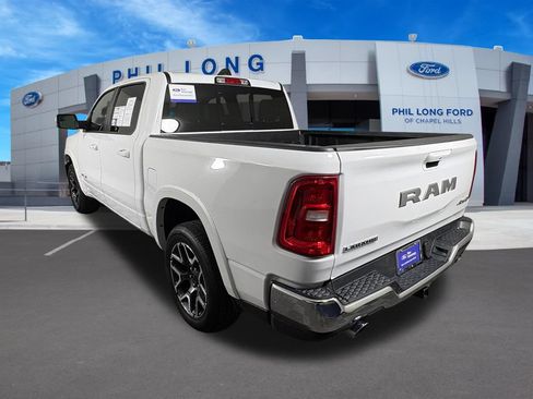 Used 2025 RAM 1500 Laramie AWD/4WD image 3