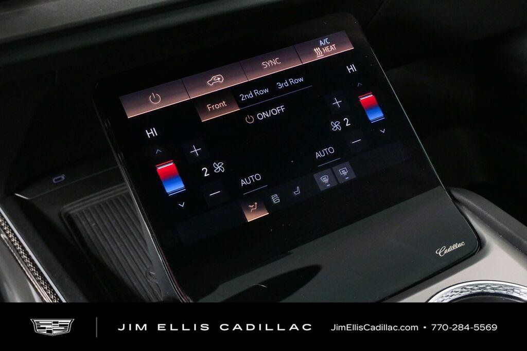 Certified 2026 Cadillac Vistiq Luxury w/ LPO, Floor Liner Package AWD/4WD image 16