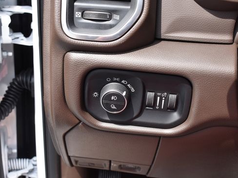 New 2025 RAM 2500 Laramie image 16