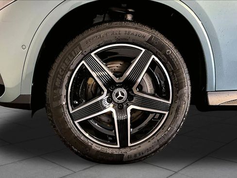 New 2026 Mercedes-Benz GLC 300 4MATIC image 17