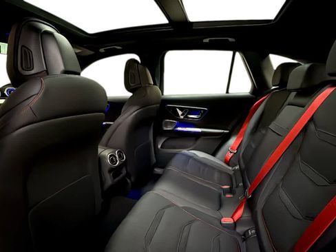 New 2026 Mercedes-Benz GLC 43 AMG 4MATIC image 5