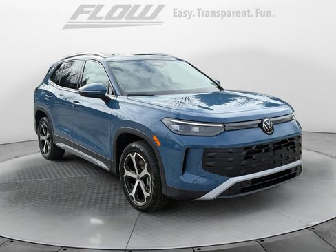 New 2026 Volkswagen Tiguan SE image 1