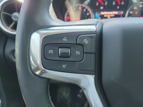 Used 2024 Chevrolet Blazer LT FWD image 28