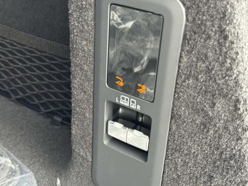 New 2026 Land Rover Range Rover Sport Dynamic SE image 7