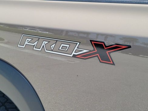 Used 2023 Nissan Frontier Pro-X w/ Pro-X Premium Package RWD image 9