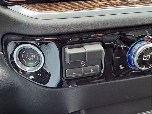 New 2026 GMC Sierra 1500 Elevation w/ Elevation Premium Package image 14