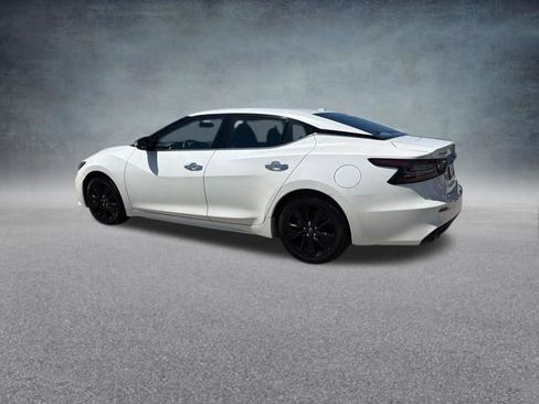 Used 2023 Nissan Maxima SV w/ Floor Mat Group FWD image 11