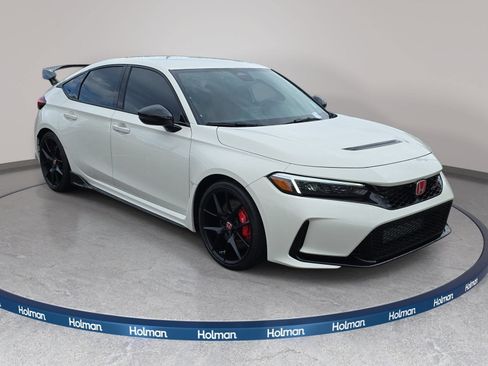 Used 2024 Honda Civic Type R image 4