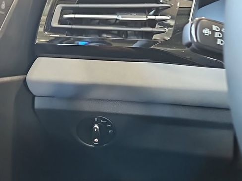 New 2026 Volkswagen Jetta SE image 35