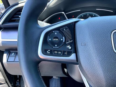 Used 2018 Honda Civic EX-L image 21