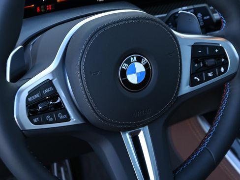 New 2026 BMW X5 M60i image 12