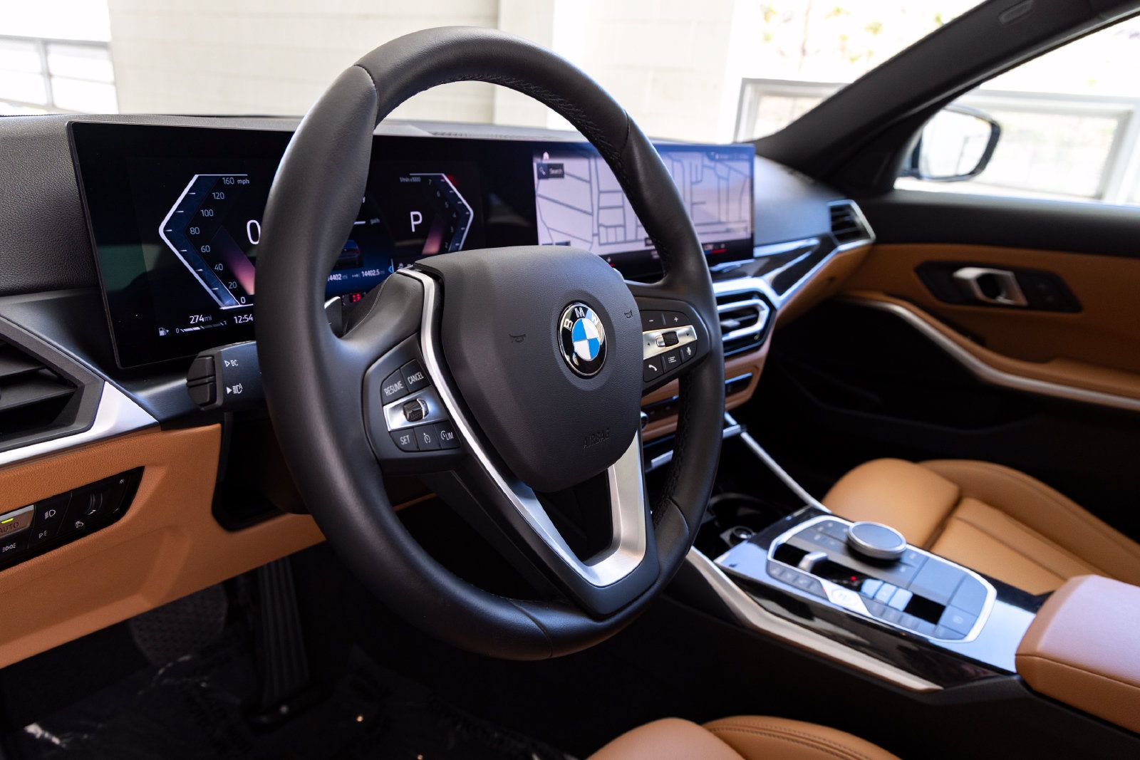 Certified 2024 BMW 330i Sedan w/ Convenience Package RWD image 16
