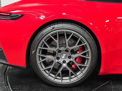 Used 2025 Porsche 911 Carrera S image 29