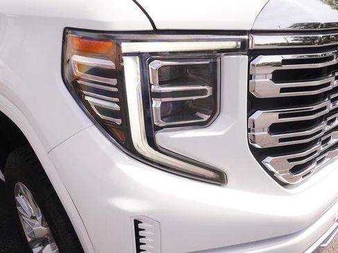 Used 2023 GMC Sierra 1500 Denali AWD/4WD image 35