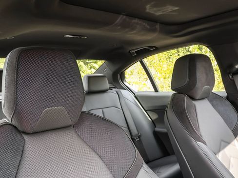 Used 2024 BMW i5 eDrive40i w/ M Sport Package image 66