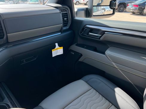 New 2026 Chevrolet Silverado 2500 ZR2 w/ LPO, Dark Essentials Package AWD/4WD image 11