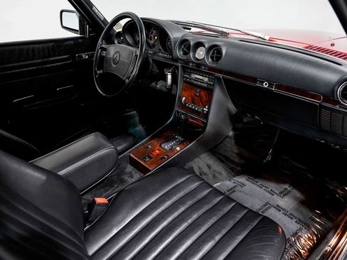 Used 1987 Mercedes-Benz 560 SL image 26