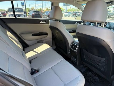 Used 2020 Kia Sportage EX AWD/4WD image 14