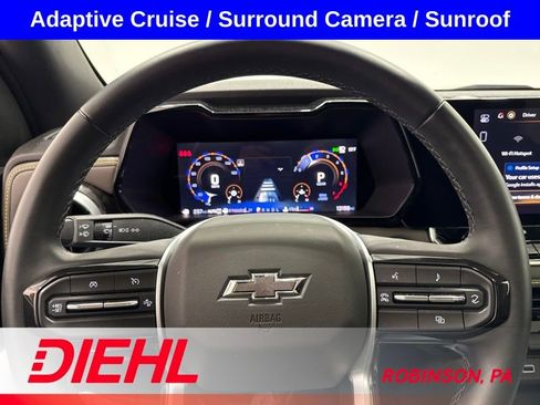 Used 2024 Chevrolet Colorado ZR2 w/ Technology Package AWD/4WD image 20